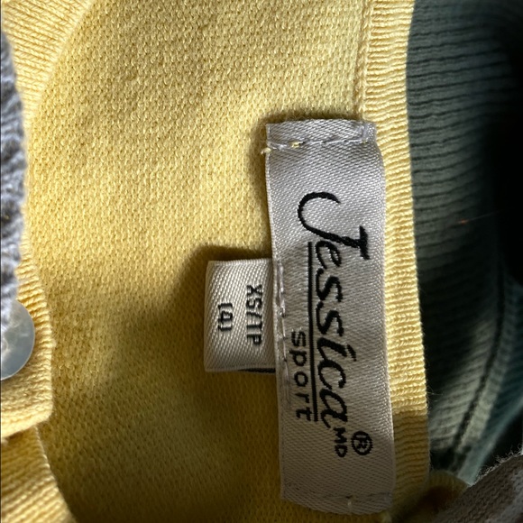Yellow cropped cardigan - Picture 7 of 11